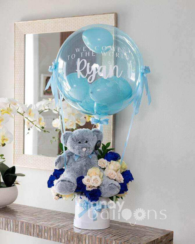 Flower arrangement for new born gift